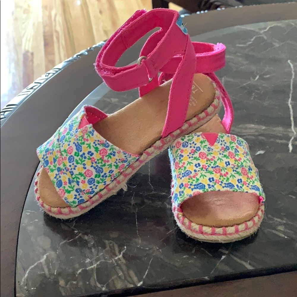 Toms Floral Sandals